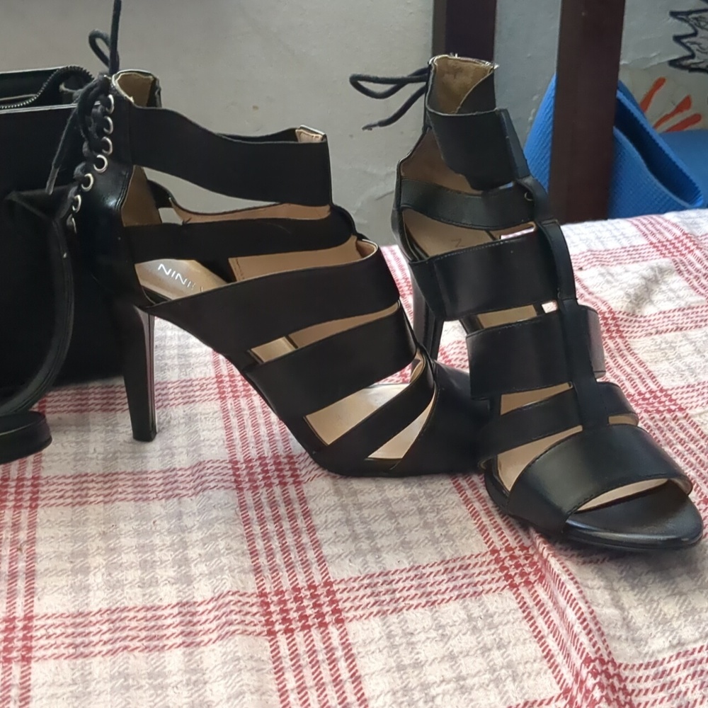 Black strappy heel